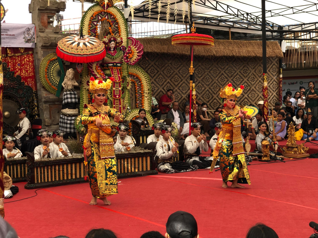 Tampil Memukau Penonton PKB, Penampilan Sanggar Pranawa Swaram Desa Dalung